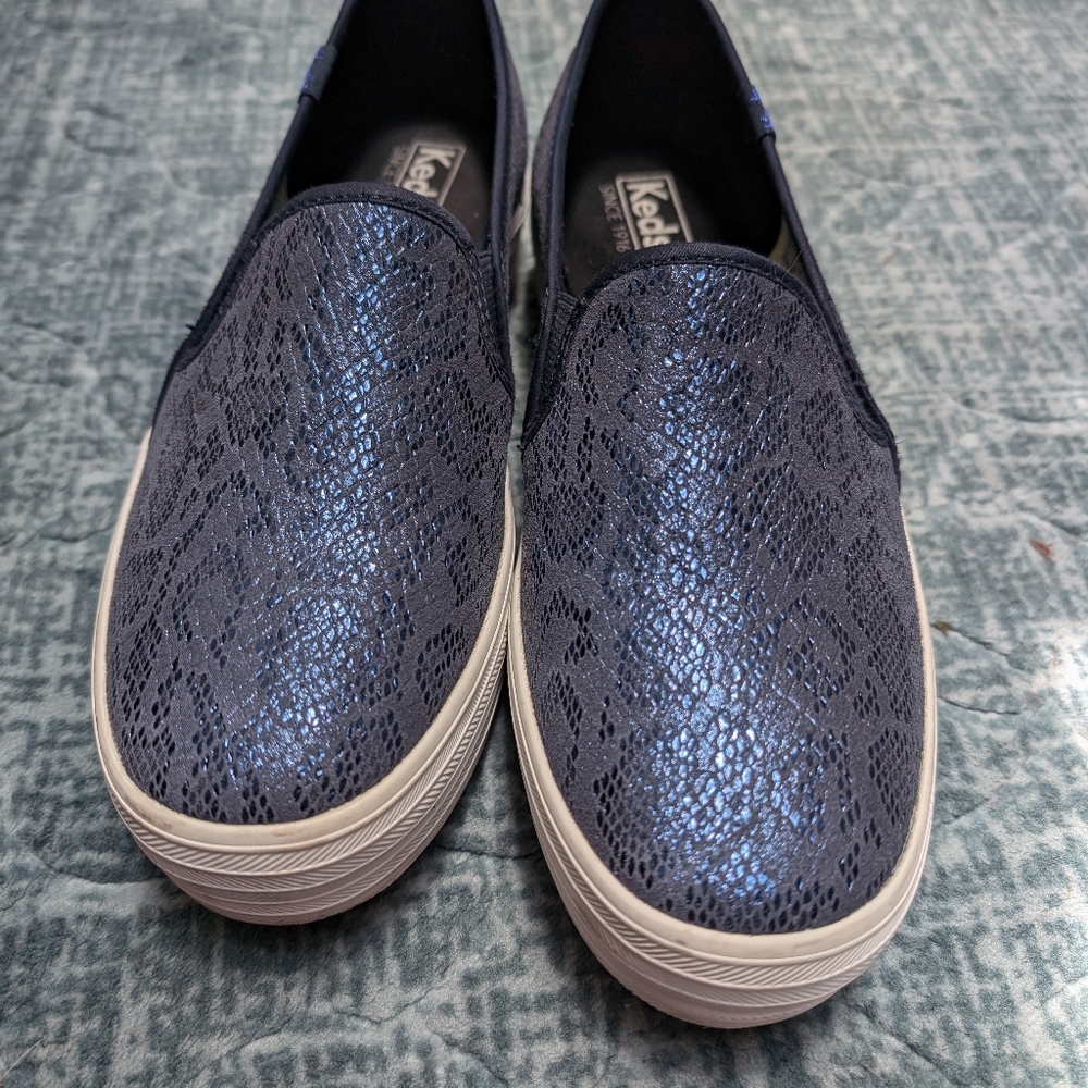 Kids Navy triple Decker slip-on sneakers